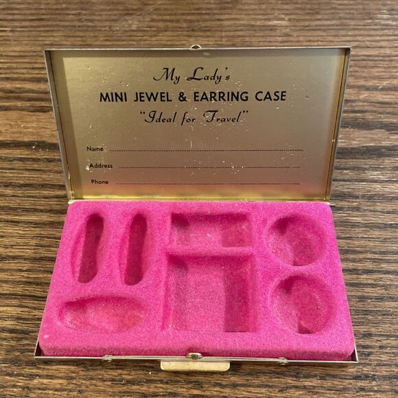 Vintage My Lady’s Earring Caddy Gold Metal Case With Pink Lining - Picture 2 of 5